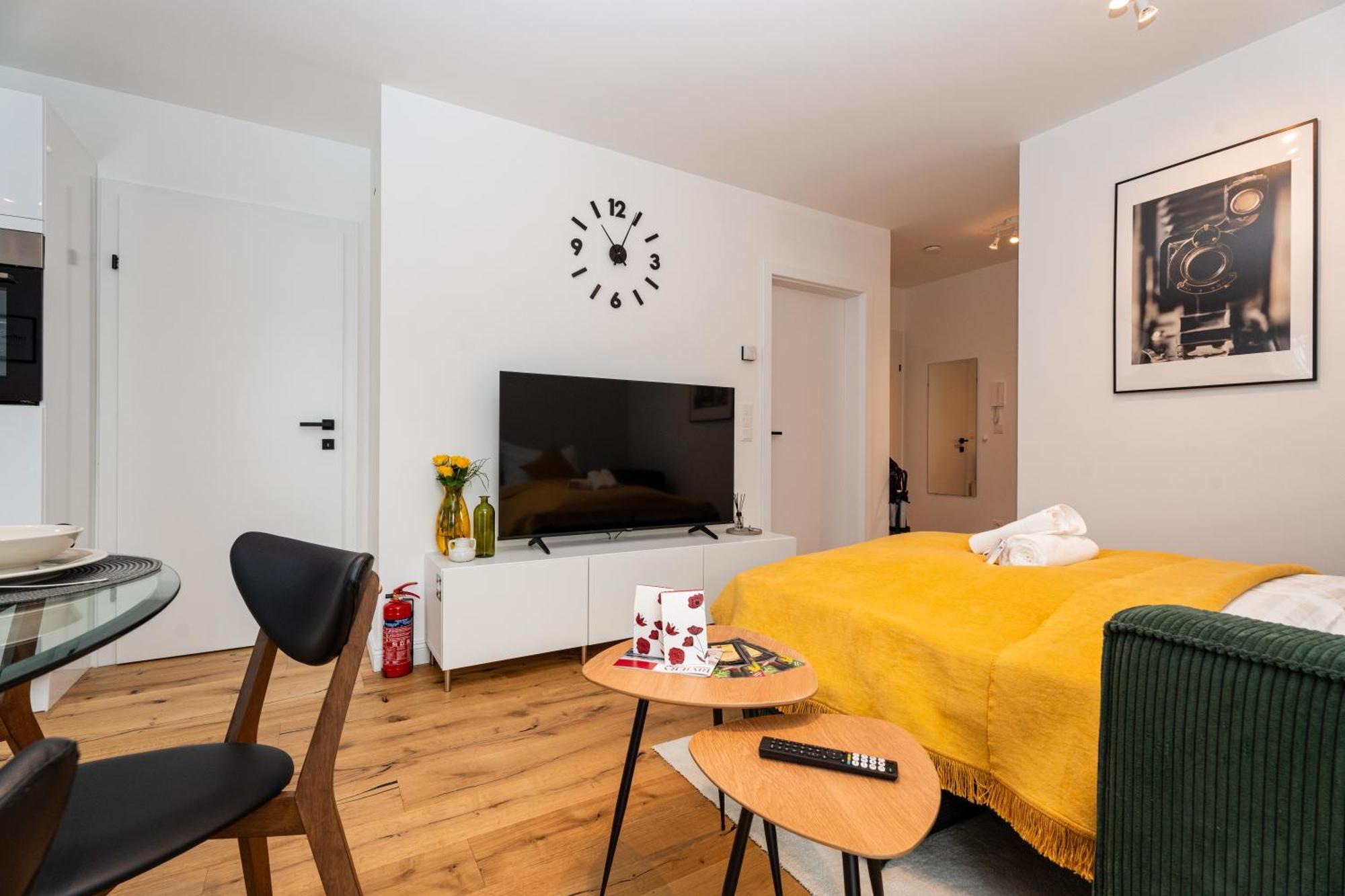 Noblenest: Terrasse - Netflix - Kaffee Apartment Vienna Luaran gambar